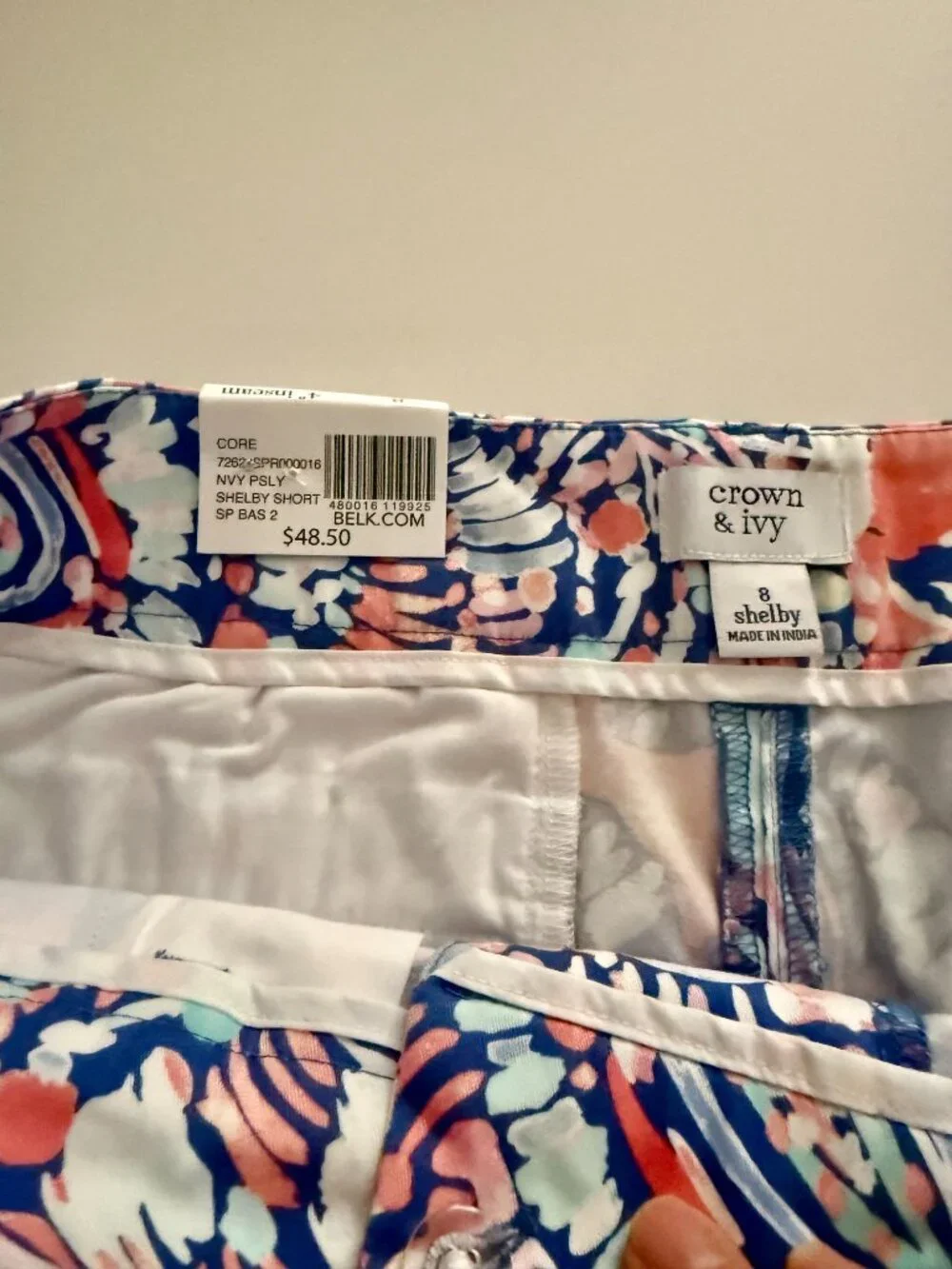 NWT Size 8 Crown & Ivy Paisley Scalloped Shorts Hem 4” Inseam